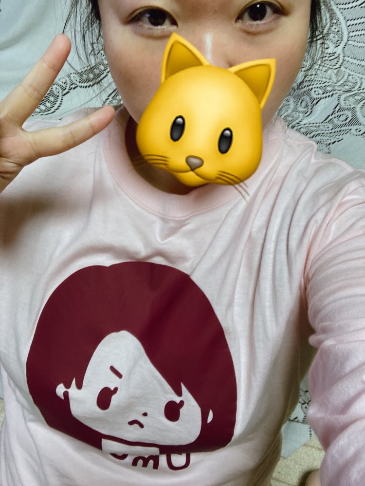 mp0_hana's tweet image. めちゃくちゃ遅ればせながら、うめこさんオフ会の！
いろんなお話出来たしうめこさんリアルバービーちゃんみたいな可愛さだった！スゴすぎる……！
ツーショ嬉しみ📸
うめこさんロンT可愛い❤︎*.(๓´͈ ˘ `͈๓).*❤︎
(今日着てマース)
 #weekendumeko 
 #週末うめこ