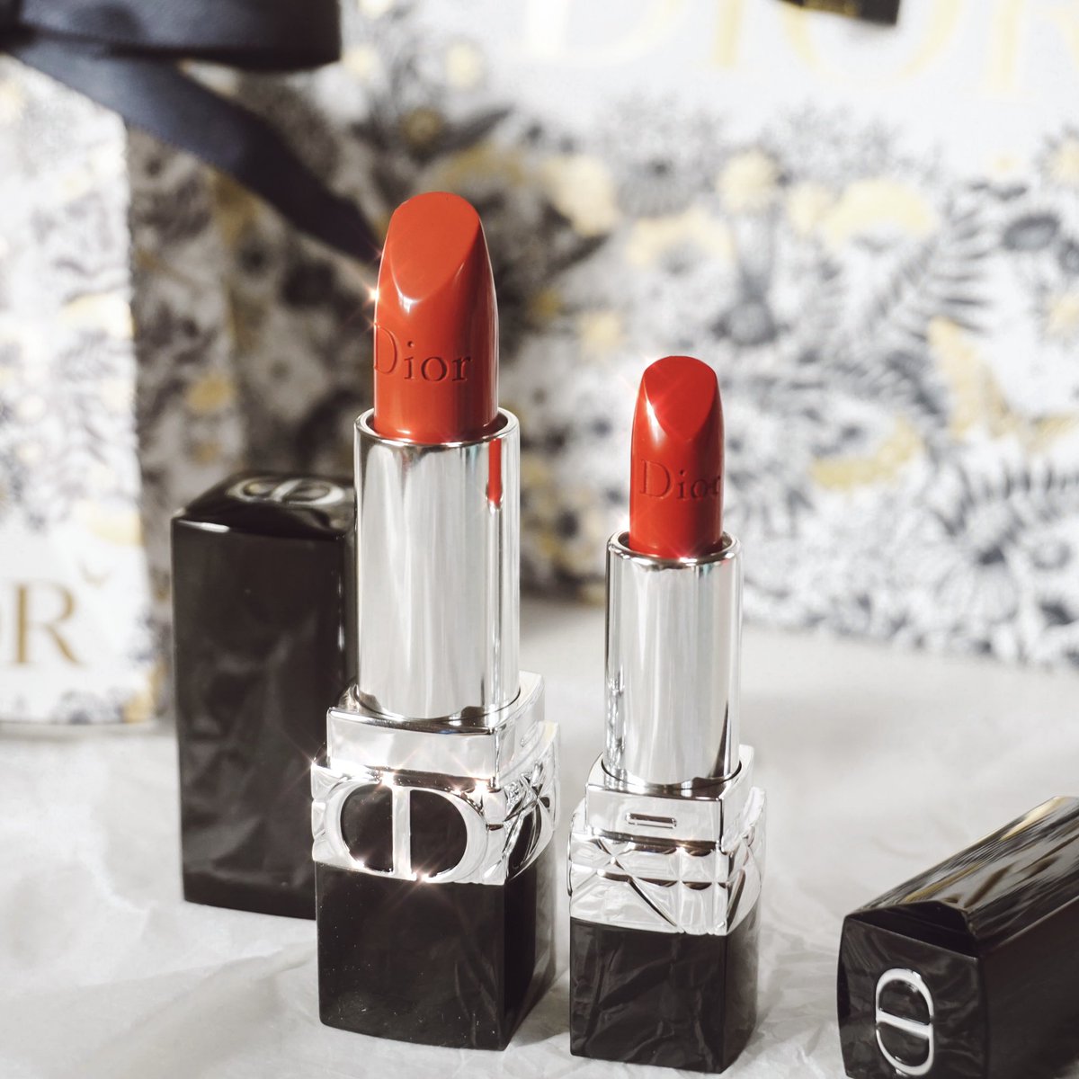 Hamkdy_'s tweet photo. แจกรับ 11.11 หน่อยยย🪄🎄🌟 น้อง Dior เซ็ทนิ้ ลิปแท่งใหญ่ + แท่งจิ๋ว (เรากดสั่งให้ใหม่คืนนี้ แต่ได้แบบนี้เลยย) RT + Follow เดี๋ยวมาประกาศค่ะ https://t.co/p4EqqOQRUi