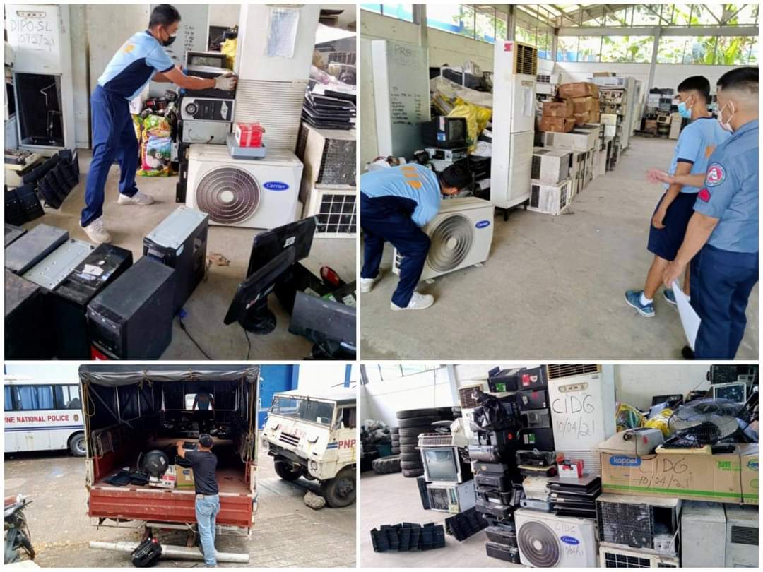PCRSLSS's tweet photo. PDMD personnel received the turned-in BER Office Equipment of CIDG at the LSS Disposal Yard/Warehouse, Camp Bagong Diwa, Bicutan, Taguig City. The BER equipment are subject for Disposal Proceedings.

#TeamLSS
#WeServeAndProtect https://t.co/g1Cl4Ioqlx