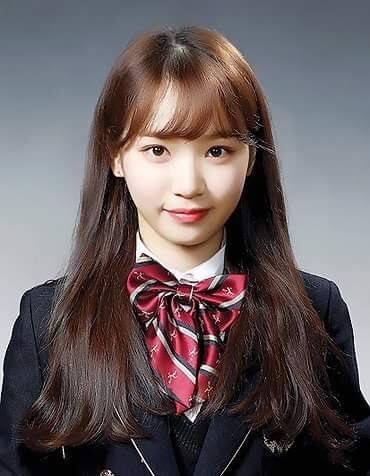 Kimcha81's tweet photo. 07line(06)    　西軍　✿김채원 ✿ 

初めまして、Twitterはじめました！
🎀仲良くしてください🎀

↺or ♡でお迎えに行きます

#Twitter上にいるIZONEペンさん全員と繋がるのが密かな夢だったりするのでとりあえずこれを見たIZONEペンさんはRTとフォローしていただけると全力でフォローしに行きます https://t.co/BebCBF7Hlu