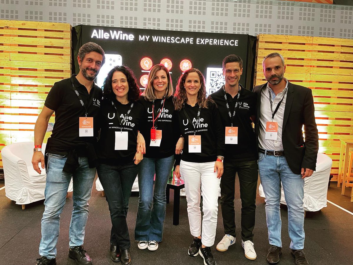 wine_alle's tweet photo. “Innovation meets Tradition – Alle Wine leading the way”
Alle Wines's launch was attended by Lídia Monteiro - Tur. Portugal, Roberto Antunes - NEST and António Pé-Curto, Wine Business researcher- ISCTE-IUL and Founder of Alle Wine. 
Moderation of José João Santos,@revistadevinhos https://t.co/xI6v1D7PtX