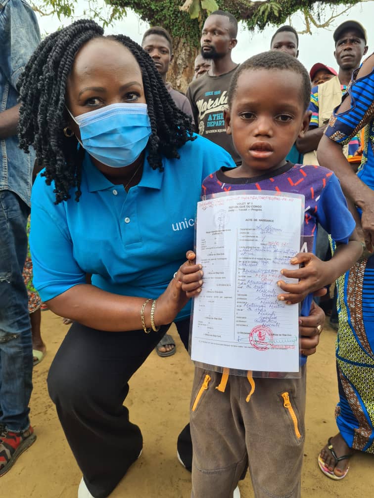 UNICEFcongoBZV's tweet photo. Cette semaine @UNICEFcongoBZV, @omscongo et @PamCongo sont dans la #Lekoumou pour le suivi du du paquet de services essentiels aux autochtones dans le cadre du @JointSDGFund
#NoOneLeftBehind https://t.co/gOn22A1wBM