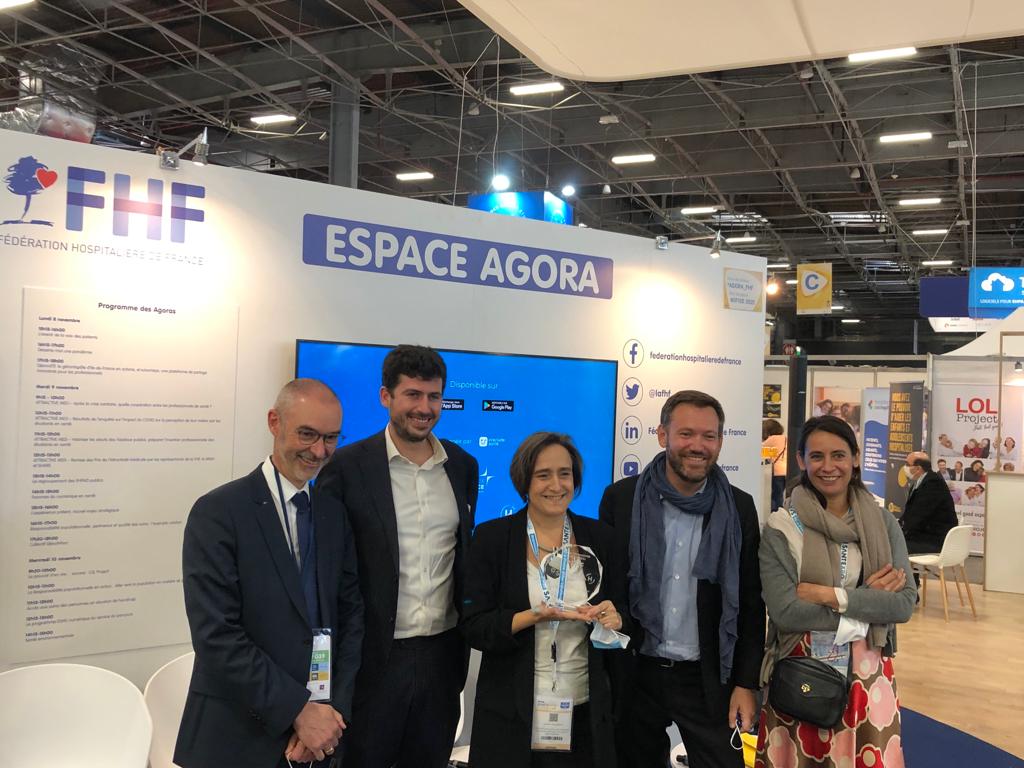 H_Confluence's tweet photo. M. le Ministre @olivierveran d’avoir pris le temps, hier, de remettre le prix de l’attractivité médicale dans la catégorie bonne pratique pour l’application digitale des internes #InternApp à @parisSANTEXPO
#InternApp est déployée sur l'ensemble des @H_Confluence ! https://t.co/0xUdPxW1ei