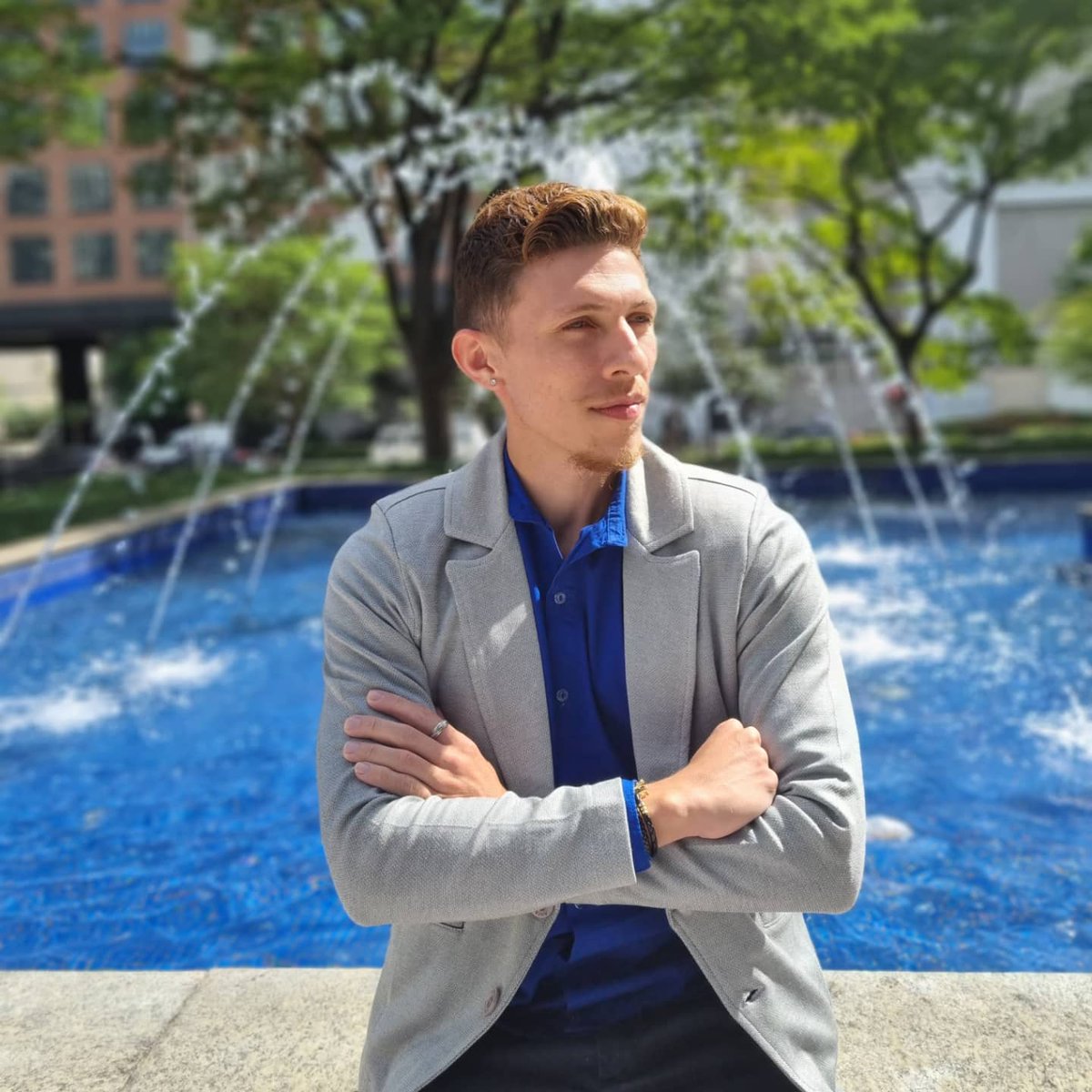 nivsonrafa's tweet photo. "Esforce-se para não ser um sucesso, mas sim para ser valioso"!

#empreendedorismo #empresario #franquia #men #menstyle #style #boy #instanboy #boysdobrasil
#brasil #saopaulo https://t.co/EUMMdtaTVF