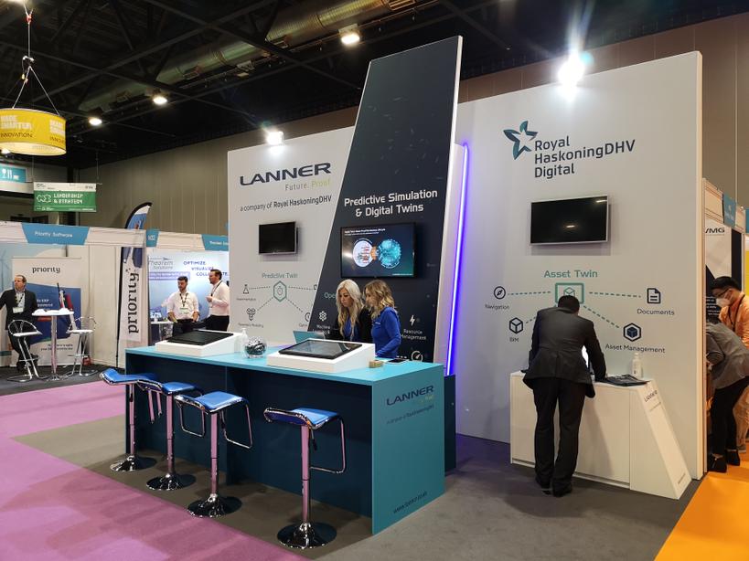 geofft61's tweet photo. So good to out at an event. Looking forward to seeing you at #smartfactoryexpo #royalhaskoningdhvdigital #Lanner #predictivesimulation #digitaltwin https://t.co/GsiMb4eePn