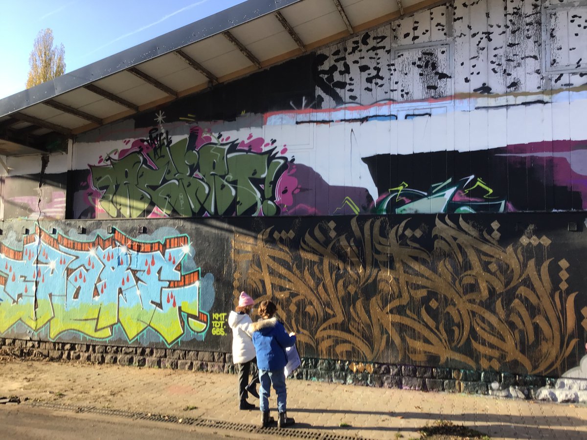 Chad Van Den Hoek tweet media