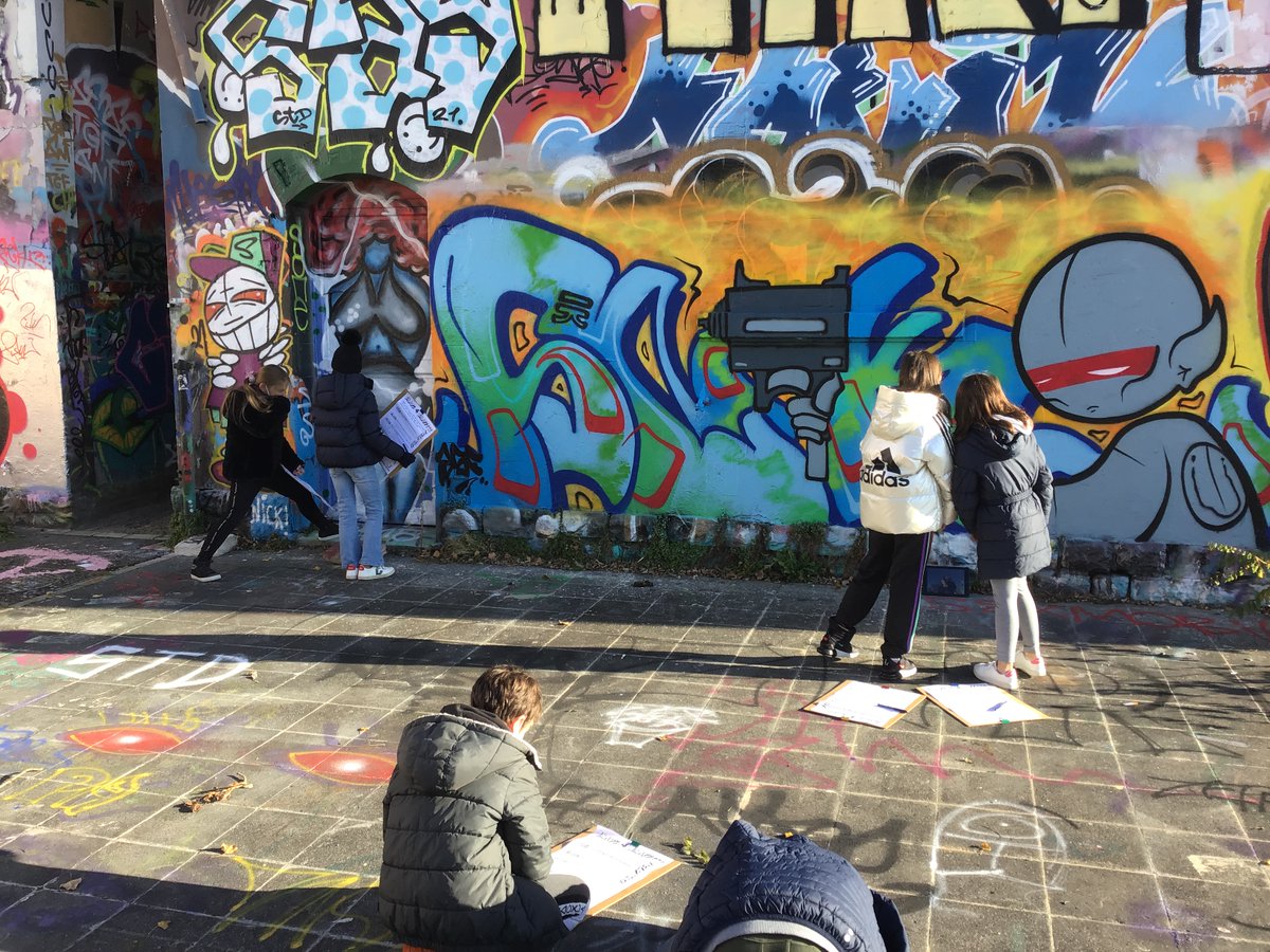 Chad Van Den Hoek tweet media