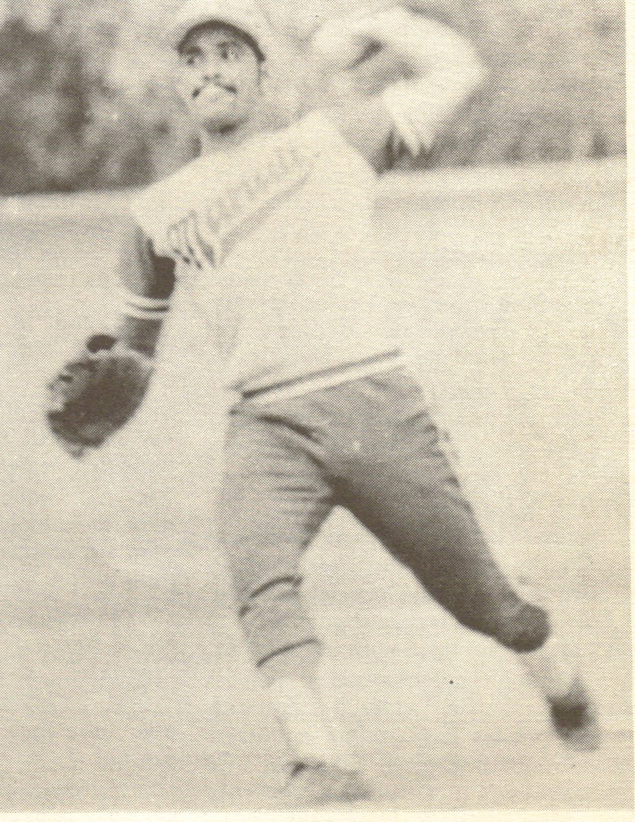 uriartecarlos1's tweet photo. 10/11/1971 Caguas– Hace 50 años en la final de la Doble A, Manatí le ganó a Río Piedras 3 a 1 en 14 entradas, Carlos Lowell RP lanzó las 14 entradas, le conectaron el 2do hit en la entrada 12 retiró a 26 bateadores con 18 K ganó en relevo Carlos Tirado abrió Rubén Valdés con 12 K https://t.co/xGGwKaPBrL
