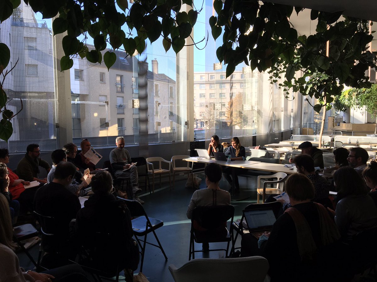 SVBretagne's tweet image. #avisdetournées Matinée d’échanges artistiques, de présentations de spectacles entre resp. de programmation de Bretagne, Normandie et Pays de la Loire.
En co-organisation avec @odianormandie. Et en présence de l’@Onda_Diff_Art.
Accueil au @tnbrennes ds le cadre du Festival TNB 🙏🏻