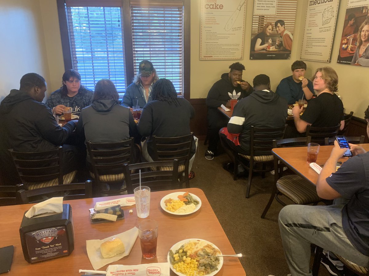 We would like to say Thank you to Pastor Moody and his wife for taking the offensive line out to Golden Corral to dinner after practice! 

#BOE

<a href="/LakeGibsonFB/">LAKE GIBSON BRAVES FOOTBALL</a>
