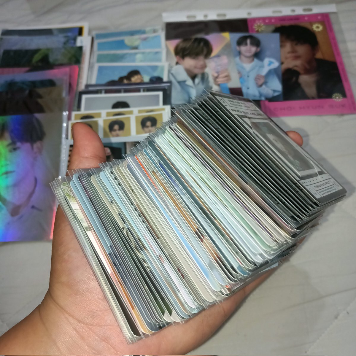 trsrfans's tweet photo. HELP RT-!!❤️

Halo, aku Lis/Maya. disini aku mau jual semua koleksi aku, semua pc nya mostly hyunsuk. Prefer yang bs Take all ya🙏🏻
✨TAKE ALL = Rp. 7.800.000,-✨
✅Split payment (Bri, dana, shopee)
✅ packing, pengiriman via shopee (Dom Medan)

lanjut👇🏼👇🏼 https://t.co/ogN6ZyZKK9