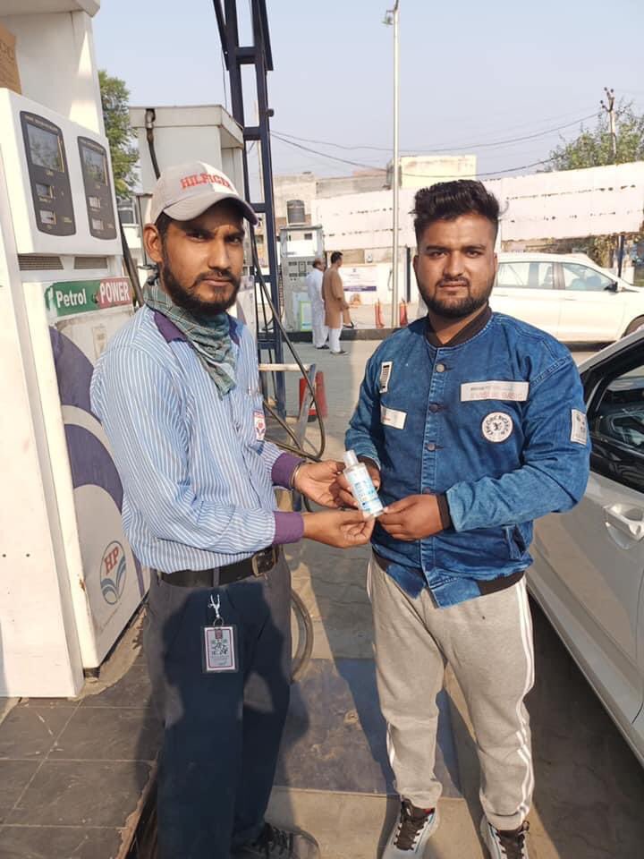 Along with <a href="/clubmahindra/">Club Mahindra</a> &amp; <a href="/VLCCindia/">VLCC India</a>, <a href="/AlkaStation/">Alka Service Station</a> brings u an amazing offer!
Get ur 4-wheeler refueled at our outlet w/ poWer of Rs.1000 or 2-wheeler w/ Rs.300 &amp; get EXCITING VLCC PRODUCTS!
U also get a LUCKY DRAW COUPON FOR HOLIDAY AT A CLUB MAHINDRA RESORT!
Grab your chance🏖