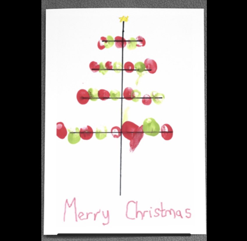 LeeMidd71's tweet photo. I just ordered my 2 youngest kids personalised Xmas cards they created at school.
Safiyas on the left of a xmas tree 🌲
Haythams on the right to @Cristiano
Cristiano Ronaldo 🤷♂️
Forget Mum, Dad and Grandparents… He’s only interested in CR7 😂
#CR7 #MUFC #MUFCFAN #Cristiano https://t.co/IDALECdG8Q