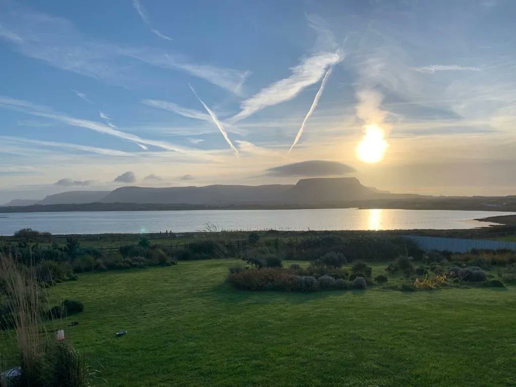 TheSanctuary's tweet photo. Dr. Tony Bates is Waiting for the Light over in Streedagh, County Sligo! 😍

Where are you waiting for the light?

Send images to chirag@sanctuary.ie 

https://t.co/OxRxcuqY67

#waitingforthelight #mindfulness #embracingthedark #wintermeditation #meditation #sanctuaryd7 #warmth https://t.co/SxbPYFXDv5