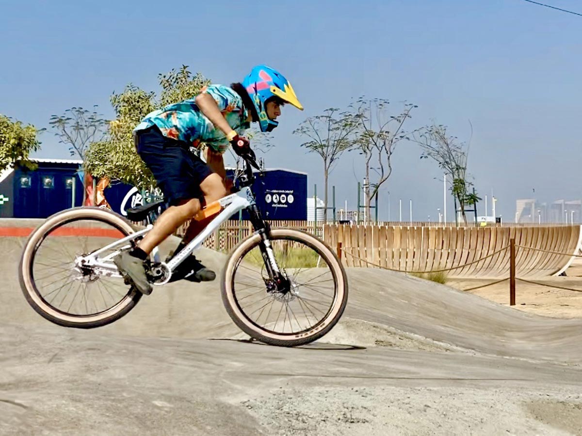 TimeOutAbuDhabi's tweet photo. Join a #BMX track rush race at Circuit X Adventure Park #AbuDhabi 
https://t.co/SCi9iJQozQ https://t.co/uL4llfdrDL