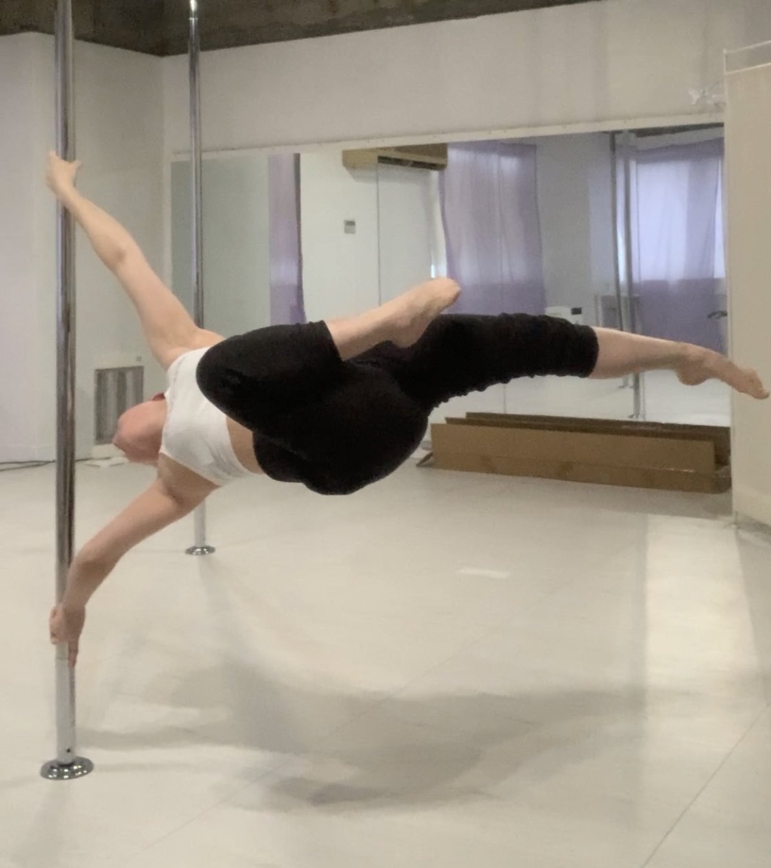 Poledancer Angelica ダイエットはじめました 2年前から言ってる ポールダンススタジオエクシカ 熊本ポールダンス ポールダンス熊本 T Co 6p4bppuowo Twitter