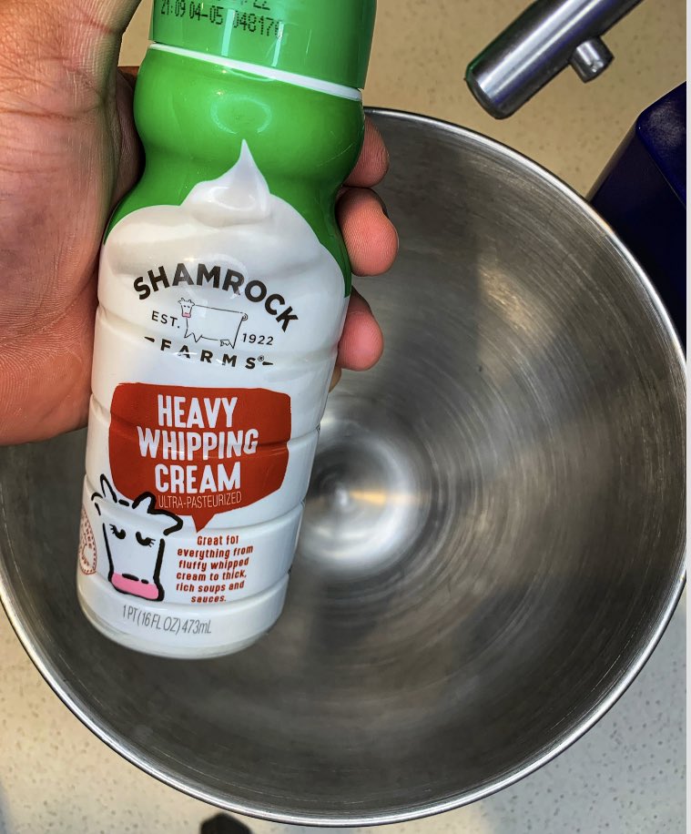 FatboyKnows's tweet photo. I can’t believe it’s butter! One ingredient and 25 mins. Watch me turn this heavy cream into rich  smooth creamy butter! https://t.co/mZpgWTcVdl