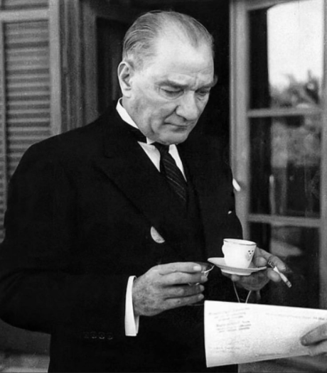 Saygı ve özlemle anıyoruz.#10kasım #MustafaKemalAtatürk