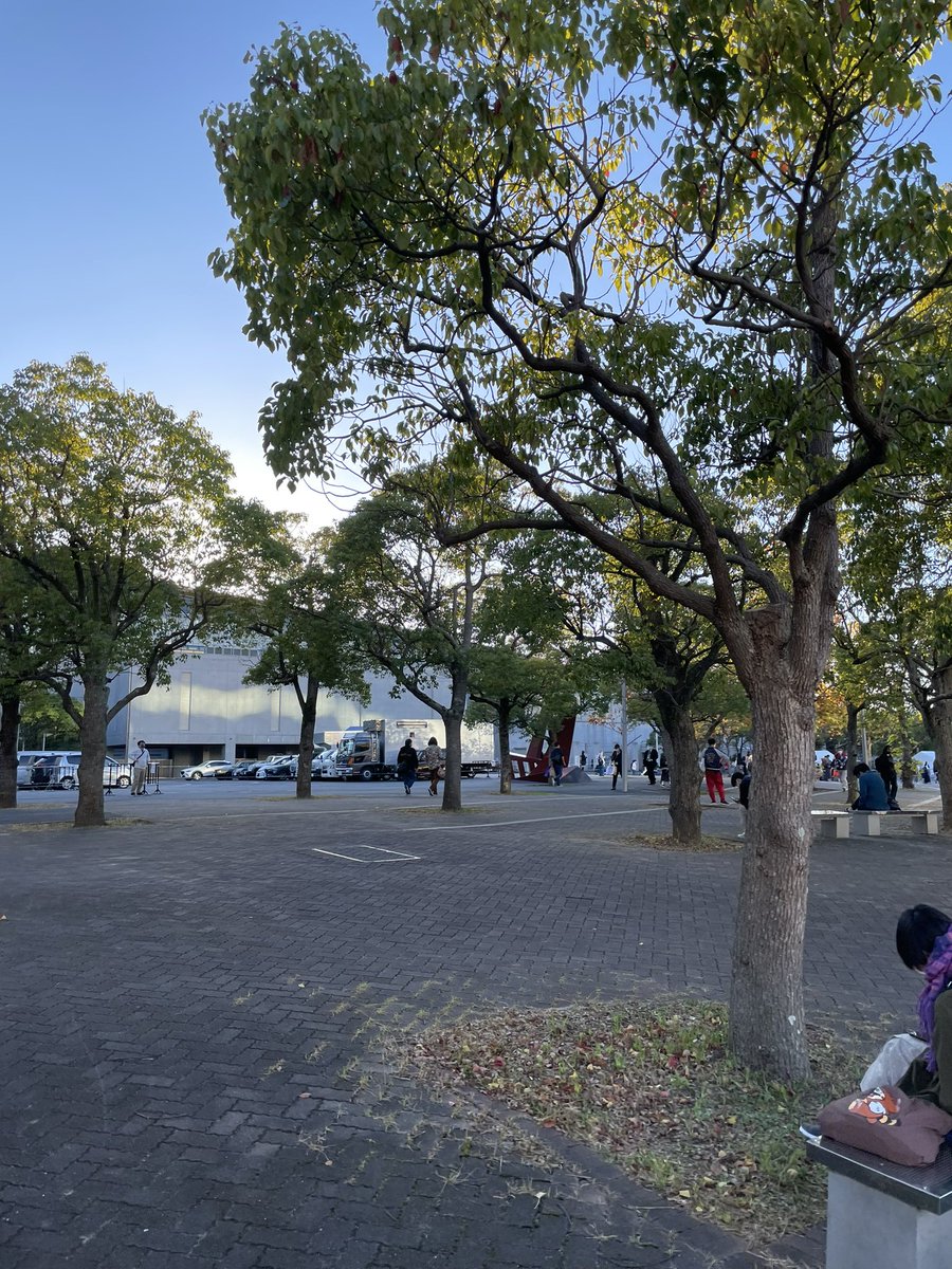 Perfume_ris's tweet photo. 幕張メッセの前を通った
ライブいったの懐かしい🥺 https://t.co/kF0W9jvkP7