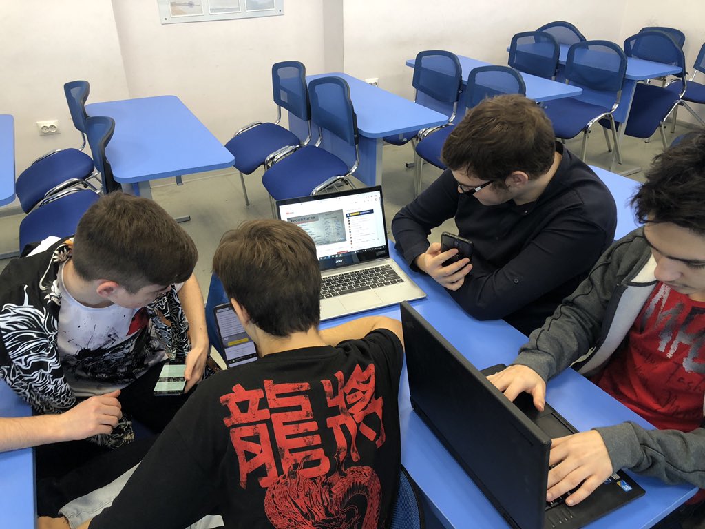 9.11.2021 г команда учащихся  ГБОУ СОШ №3 пгт Безенчук приняла участие в онлайн квизе «Великий город.Брест»