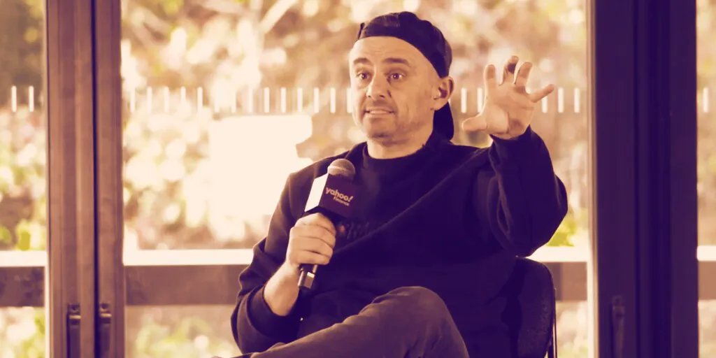 MrDeep46627015's tweet photo. .@garyvee anticipates an NFT bear market ahead, but still believes that over the long term, “NFTs are going to be here for the rest of everybody’s life.” https://t.co/WMz5z3TSS6 https://t.co/9p67mZXNu1