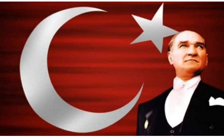 hulyakdenizz's tweet photo. Bazı insanlar vardır ölumsüzdür. Bedeni olmasa da fikirleri ve eserleri ile yaşarlar. Diliyorum ki nesillerimiz de seni anlayıp fikirlerini benimsesin. EN BÜYÜK TÜRK MİLLİYETÇISI ATATÜRK' ÜN MEKÂNI CENNET OLSUN İNŞAALLAH... https://t.co/CYlo5af1Qz