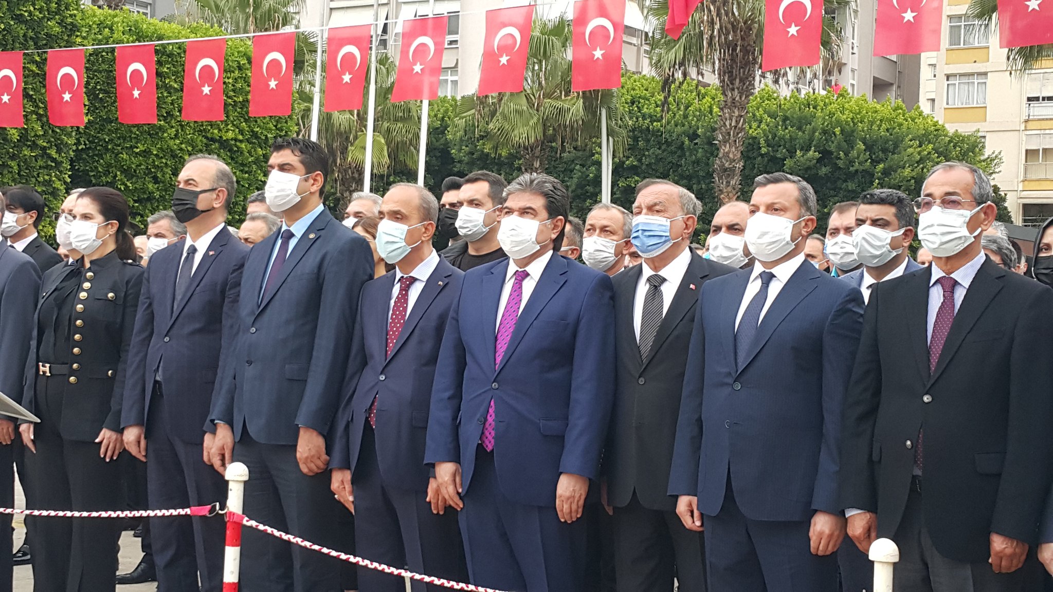 Adana�da Atatürk�ü anma töreni&hellip; HDH Medya