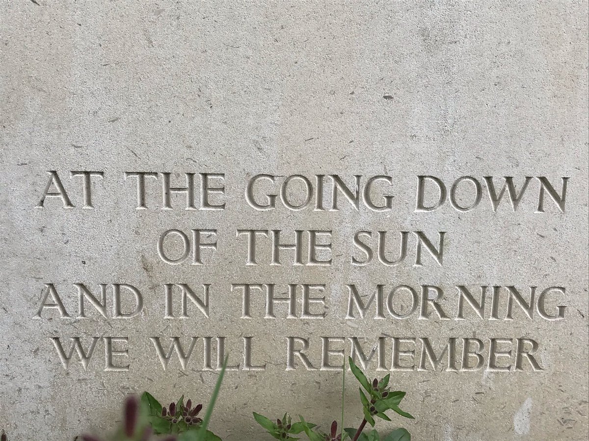WW1_Education's tweet photo. #RemembranceIs carved in stone. Personal inscriptions on @CWGC headstones. https://t.co/nB0Rq6fkhi