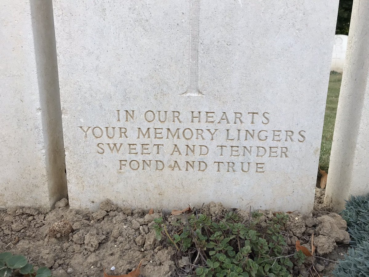 WW1_Education's tweet photo. #RemembranceIs carved in stone. Personal inscriptions on @CWGC headstones. https://t.co/nB0Rq6fkhi