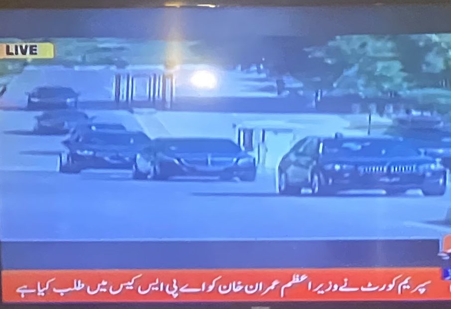 sherryrehman's tweet photo. As IK heads to SC his protocol route/entourage r huge.We don’t begrudge him his security or his VVIP planes,as PM’s do need them for logistical, security reasons,BUT it was him that promised never to use public money for this. Many times. Is he going to say he was wrong? https://t.co/SOU5hqb2lt