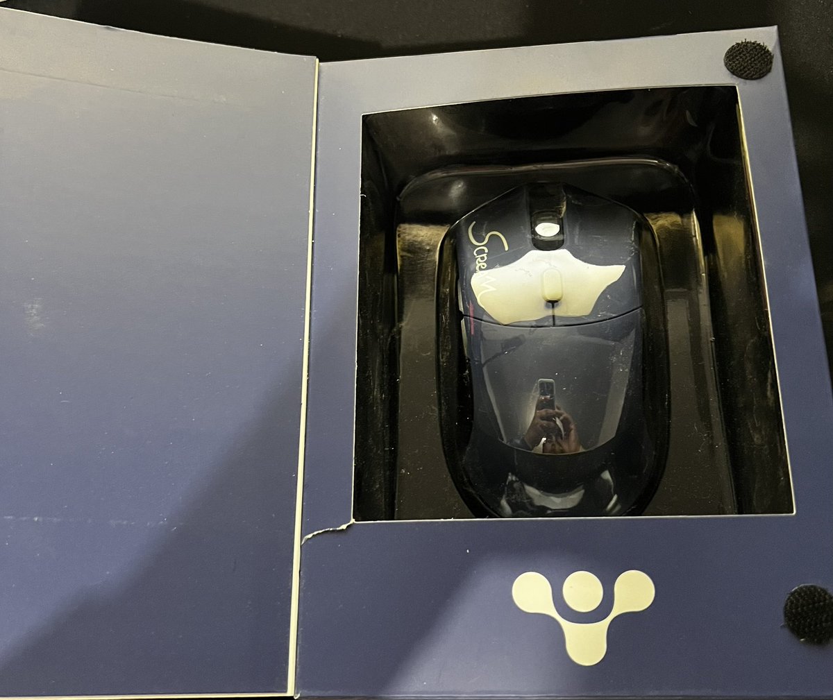 AnubisPSG's tweet photo. I didn’t get a phantom starlight but at least I still have this bad boy. It needs a lot of TLC @finalmouse #Screamone https://t.co/Zr2woFScYB
