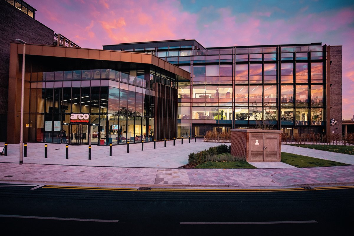 Monday’s sunrise was so nice I didn’t know where to point my camera first! <a href="/ArcoSafety/">Arco: Experts in Safety</a> #hull #yorkshire