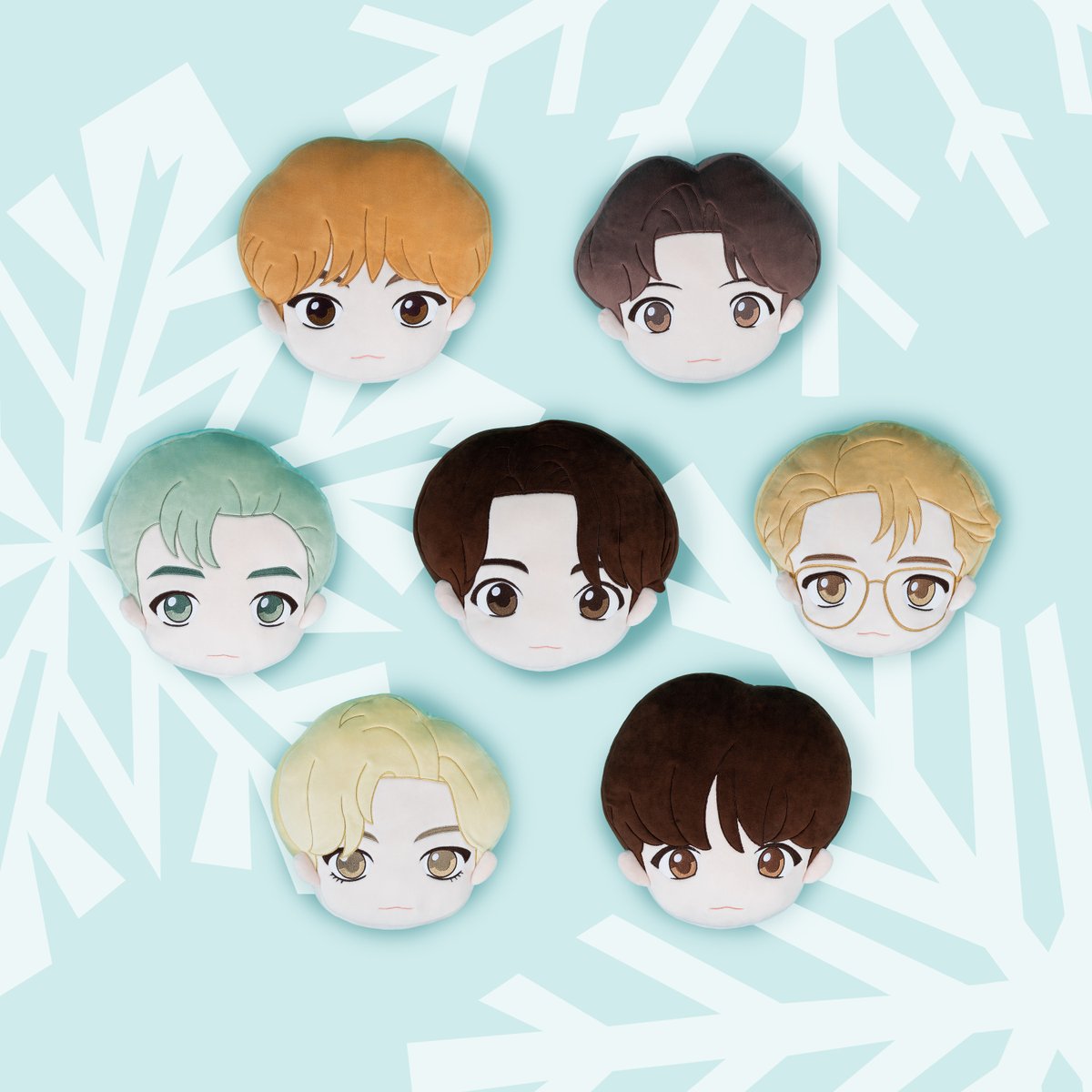 TinyTANofficial's tweet photo. Put down your worries                🌨️
Pick a way to enjoy your winter ☃️

We don't have much time left #Playing_with_Snow

⏰11 AM Nov 12, 2021 (KST) 
🚩GLOBAL, USA - Weverse Shop  
🚩JAPAN - BTS JAPAN OFFICIAL SHOP

#TinyTAN https://t.co/MN4E3G4rJX