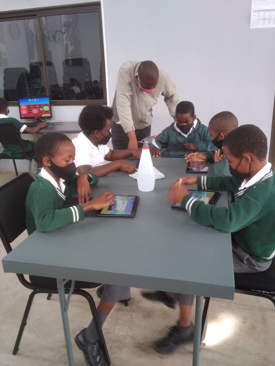 MxolisiMazibu20's tweet photo. #OpenLearningAcademy learning is fun with learner's from Mahlahluvana Primary School @DumphriesDLC @GwfOnline https://t.co/2av7GomJOW