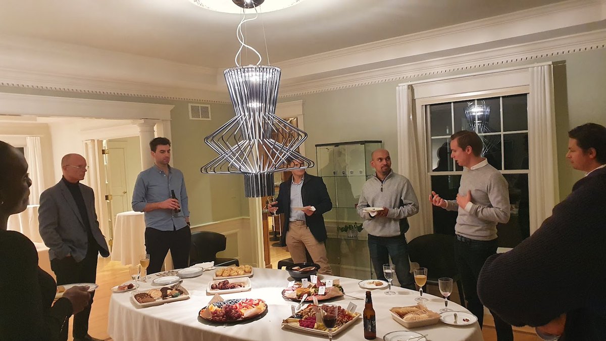 venturelab_ch's tweet photo. Diving into action on the first day of #VLeadersBiotech: workshop on financing in the US, expert meetings, welcome reception at the Swiss residence with @swissnexBoston CEO Benjamin Bollmann, and enjoying beautiful autumn days at @Harvard campus.
https://t.co/fDcYFnssgs https://t.co/BZ4gOHKZDl