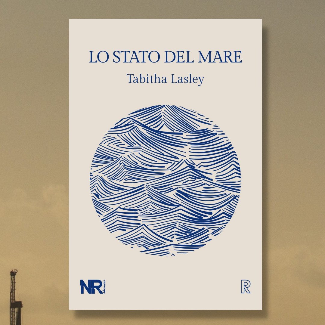 NRedizioni's tweet photo. Esce oggi "Lo stato del mare" di #TabithaLasley, tradotto da @menicr. La scrittura contemporanea al suo livello più puro. Un'abilità paragonata a Joan Didion. Un potente mix tra giornalismo e memoir
Info 👉 https://t.co/SwtaAjpTMN
In libreria e online 👉 https://t.co/lgbGO7omZ0 https://t.co/LGeXukBbCv