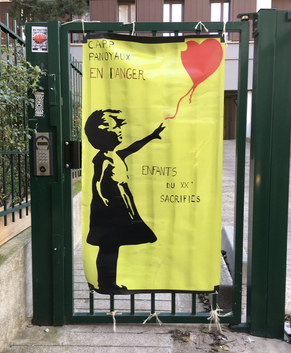 PAmandiers's tweet photo. signez la pétition pour la sauvegarde du CAPP ! Merci pour les enfants et les familles du quartier #amandiers #menilmontant #labanane #paris20 https://t.co/kkO0R2FFmH
