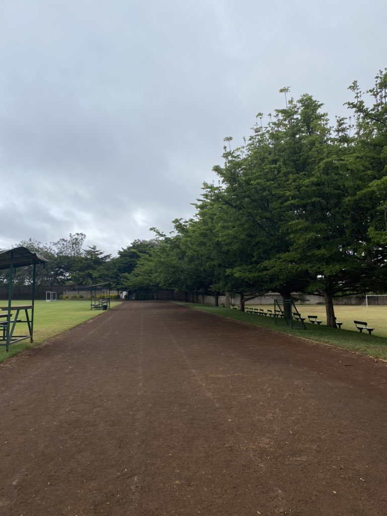 MumbaMusondam's tweet photo. Come rain π§ come sunshine βοΈ we keep pushing!!! #RunnerMum #MovementIsEverything ππ½ππΎππΎ ππΎββοΈ https://t.co/wWOygbYpTG