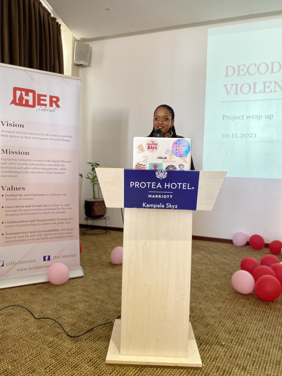 HerInternet's tweet photo. Our Team Leader Unveiling the SURPRISE of the day. We are happy to unveil 3 animated videos that depict online violence and this is common among the LBQ women and Female sex workers.
#nottodaybully✋🏾
#HERONLINESAFETY https://t.co/H3NDqPMa69
