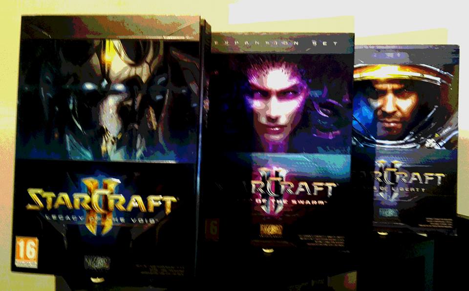 bliaH_'s tweet photo. Πριν από 6 χρόνια αγόρασα &amp; το τρίτο Starcraft 2! 
Αν &amp; η Blizzard πάντα βρίσκει τρόπο να τα τσεπώνει, έχω να πω ότι η συγκεκριμένη σειρά άξιζε κάθε ευρώ! Μακάρι να υπήρχαν περισσότερες εφάμυλες προσπάθειες &amp; αυτό το καιρό!
Εσείς τι πιστεύετε για την βιομηχανία την περίοδο αυτή? https://t.co/GP5Nm79cZg