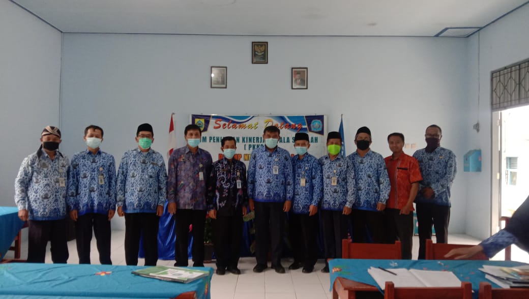 3Moga's tweet photo. Penutupan PKKS 2021, semoga ke depanya jadi lebih baik. https://t.co/O1SUnmpHno
