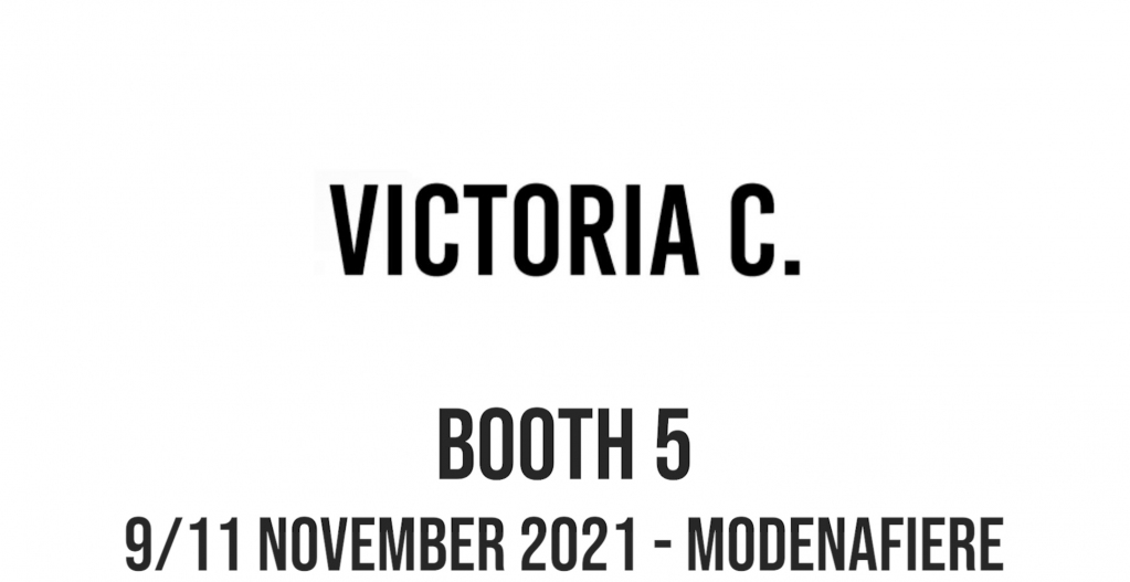 Scopri la pagina espositori con l'intero elenco ricco di contatti e indicazioni, prendi nota di:

🔎 SETTIMOCIELO BY VICTORIA C.

📍 STAND 5

Per maggiori info clicca sul link:
modamakers.it/it/portfolio-i…