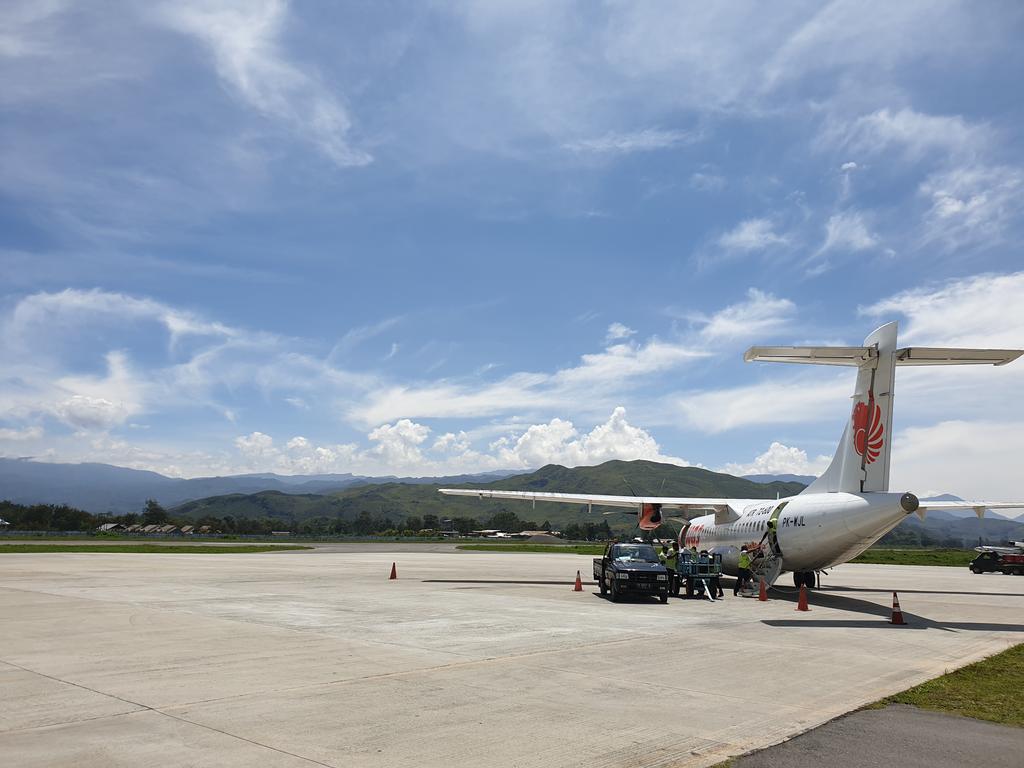 annesbb's tweet photo. Touchdown Wamena - Jayawijaya https://t.co/GwPZtmmbqY