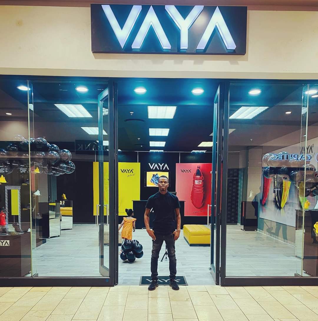 VAYA Footwear (@vaya_footwear) on Twitter photo Founder of Vaya Footwear <a href="/ThembaMakamoZA/">Themba Makamo</a> :
“My entrepreneurial journey began in 2010 when I officially resigned from my job as a journalist. At the time, I believed that nothing could go wrong. I had great ideas, my savings, a car, a place to stay and a supportive partner... Founder of Vaya Footwear <a href="/ThembaMakamoZA/">Themba Makamo</a> :
“My entrepreneurial journey began in 2010 when I officially resigned from my job as a journalist. At the time, I believed that nothing could go wrong. I had great ideas, my savings, a car, a place to stay and a supportive partner...