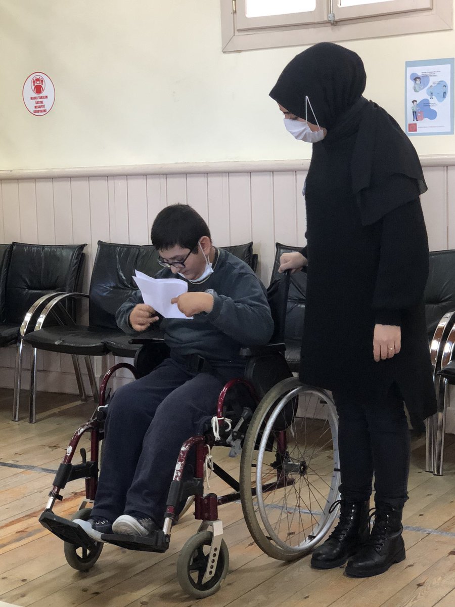 Mustafa Kemal Atatürk'ü öğrencilerimizle birlikte andık..
#10Kasim1938 
#BüyükçekmeceOkulumdanHaberVar
<a href="/istmem_oer/">İstanbul İl Özel Eğitim ve Rehberlik Hizmetleri</a> 
<a href="/memkubilaybahce/">mkubilaybahçe</a> 
<a href="/BuyukcekmeceMem/">Büyükçekmece İlçe Millî Eğitim Müdürlüğü</a> 
<a href="/hasan_uygun91/">hasan uygun</a>