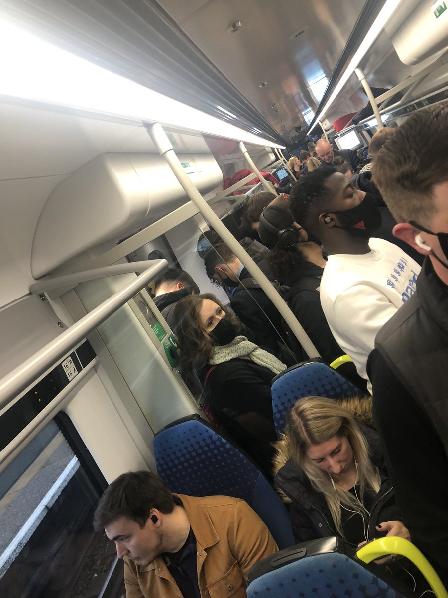 TitchyGK's tweet photo. What covid? Northern again decide to not only have reduced trains running during peak times but also reduced carriages. #welcomebackto2019 #northernfail #COVID19 https://t.co/CHROehPSa8