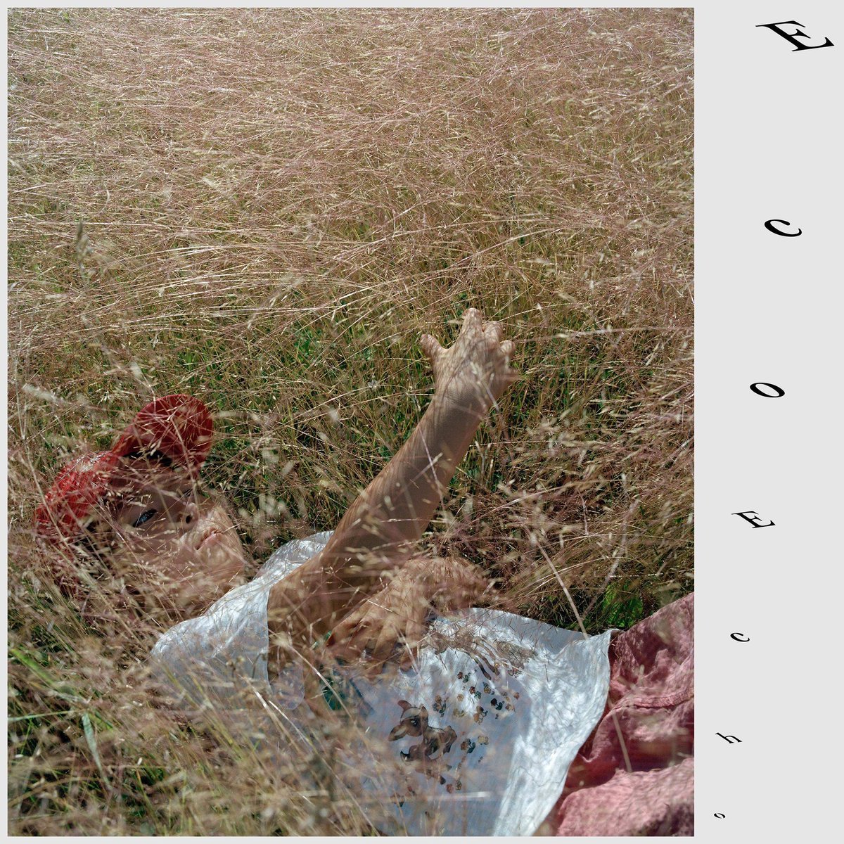 蓮沼執太フィル「Eco Echo」

蓮沼執太、石塚周太、イトケン、大谷能生、尾嶋優、音無史哉、葛西敏彦、K-Ta、小林うてな、ゴンドウトモヒコ、斉藤亮輔、千葉広樹、手島絵里子、三浦千明、宮地夏海 

Photo：エレナ・トゥタッチコワ
Design：田中せり
Mastering：木村健太郎