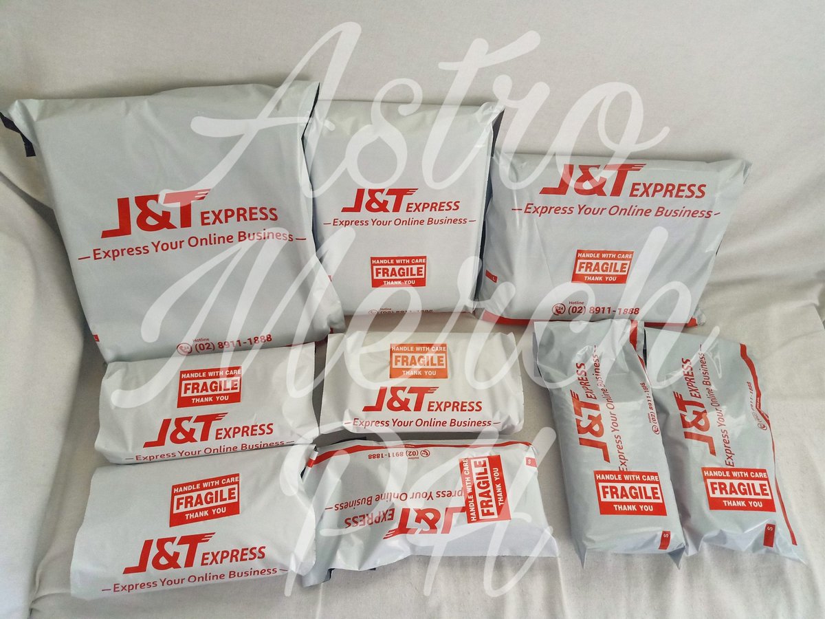 astro_merch_'s tweet photo. #AstroMerchUpdate

* Late Update *

Items were successfully shipped today &amp; yesterday actually some were already received. 😅 
You can check your TN sa masterlist po. Thank you for patiently waiting. Hope they arrive safely. 💜 https://t.co/4HZiOCExvX