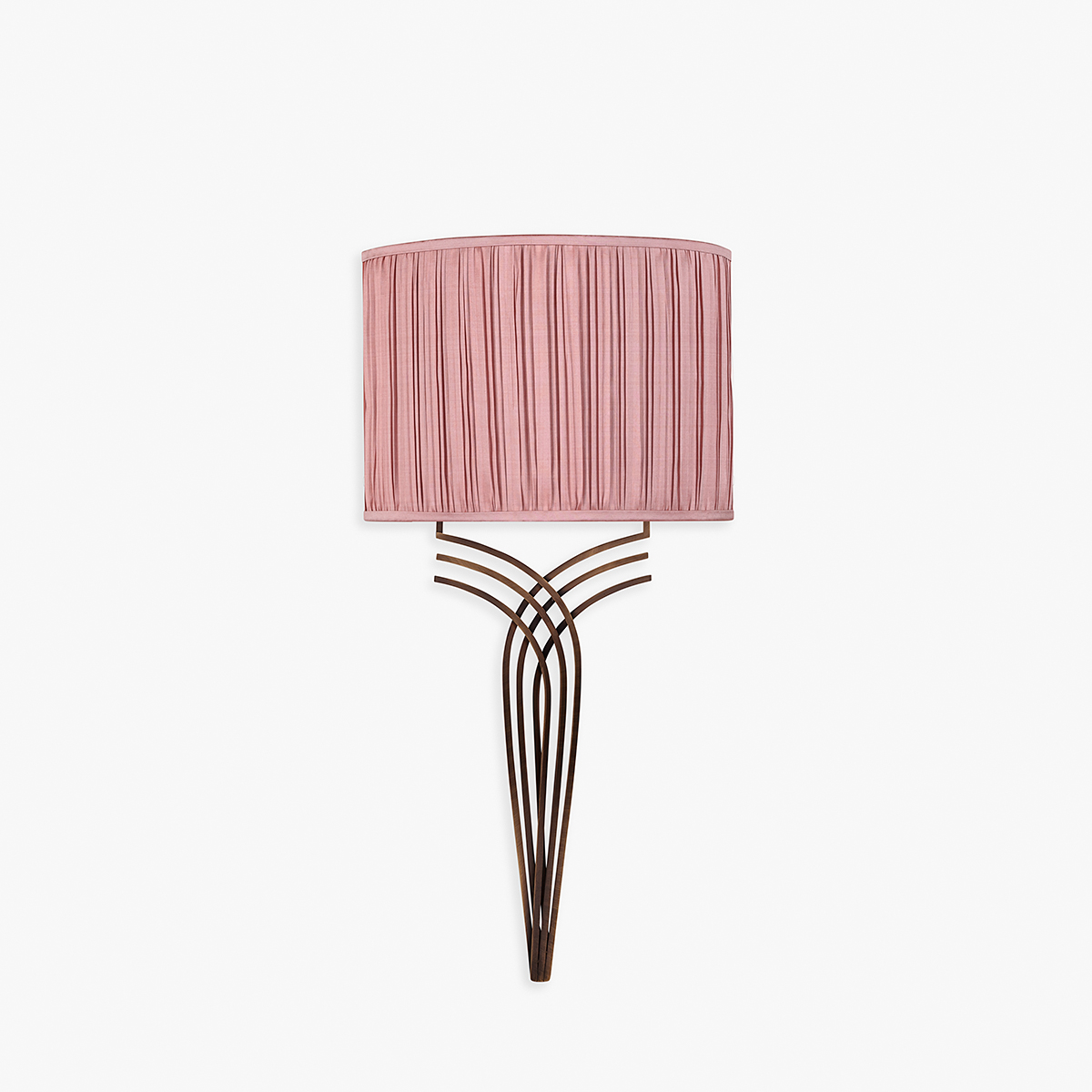 bellafigurauk's tweet photo. BRANDT - Available in three finishes; Brushed Gold, Brushed Nickel and Brushed Dark Bronze. The curvaceous Brandt #walllight is simplistically striking with sweeping lines of Italian metalwork crowned with a half moon shade. #moonlightcollection #new https://t.co/gY8P05Hx2J