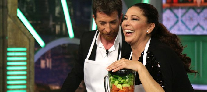 GECAtv's tweet photo. Los programas más vistos de la historia de @El_Hormiguero son:
1⃣Pablo Díaz (#PasapalabraEH), con 24% de cuota y 5.901.000 espectadores
2⃣ #PantojaEH, 23,8% y 4.783.000 espectadores
3⃣ #SantiagoAbascalEH: 23,5% y 4.049.000 espectadores
4⃣ #CavadasEH: 23,3% y 3.670.000 seguidores https://t.co/v7Mmc7YCbc